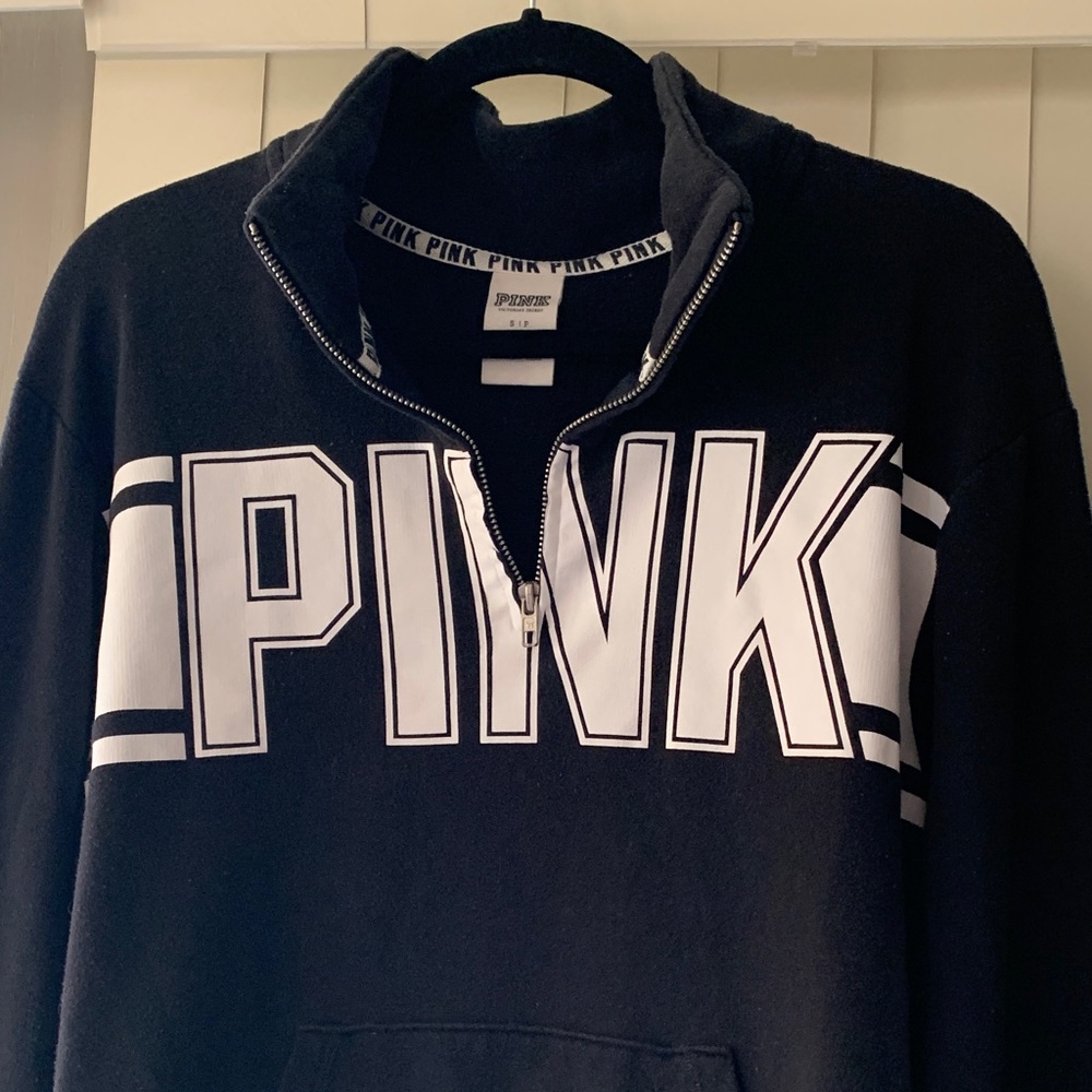 Pink Victoria Secret Quarter Zip (SP) Black/White Kangaroo  Pouch Pocket